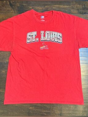 St. Louis Cardinals Red Baseball T-shirt Men’s Size Large